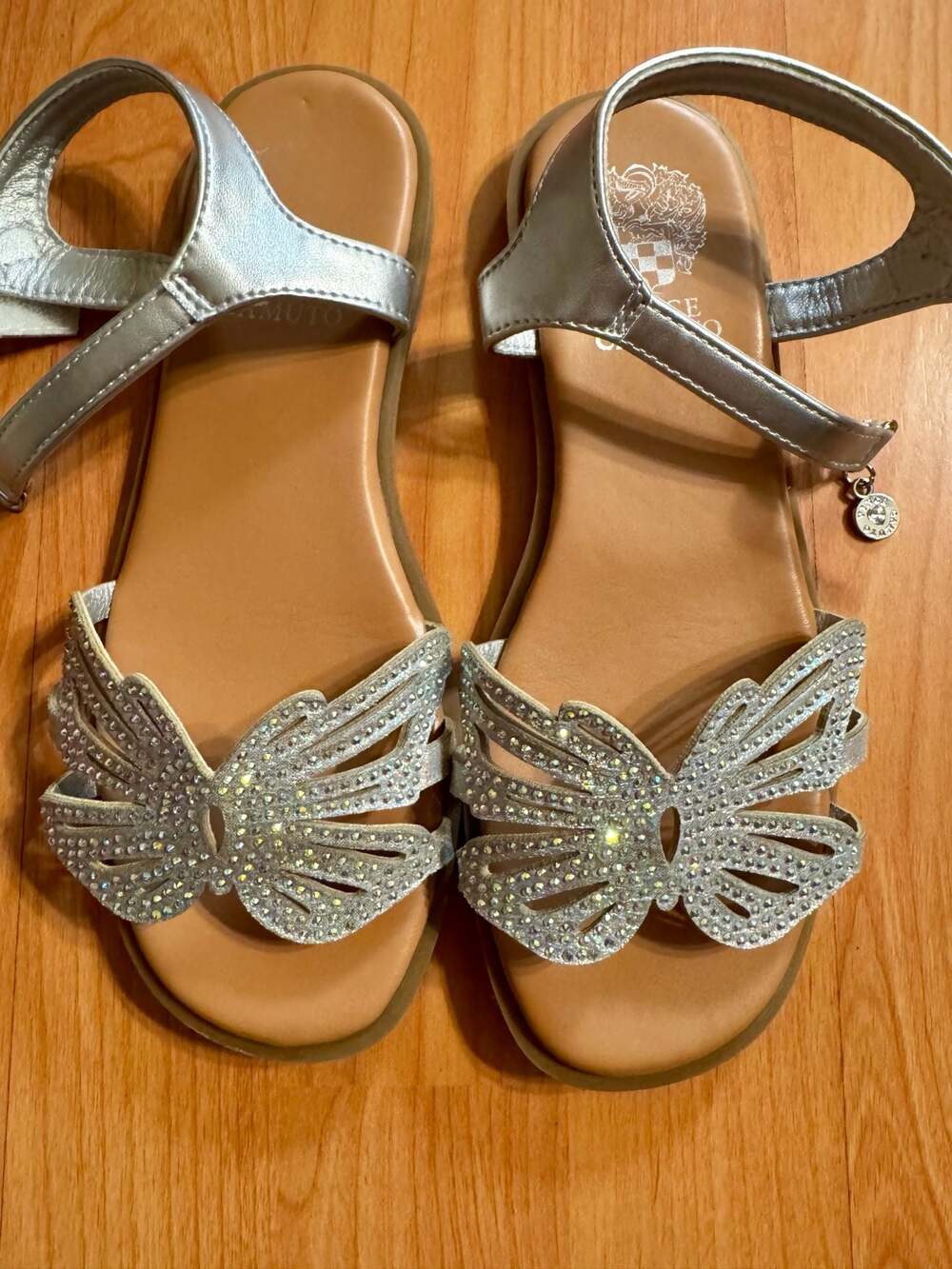 Size 3 Vince Camuto Girls' Metallic Silver Rhinestone Butterfly Ankle Strap Flat